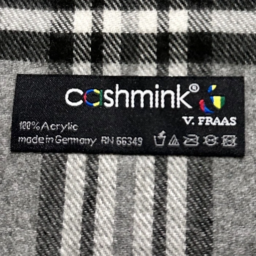 🧣Unisex CaSHMINK V. FRAAS 100% Acrylic Scarf (11” X 66”)